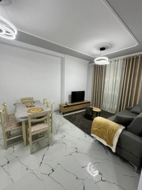 Golden Bliss Apartment 2